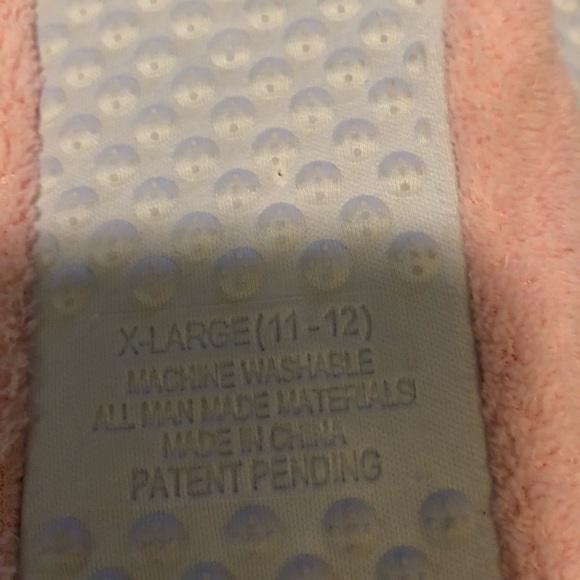 Women’s slippers, 2 pairs for one price. - Picture 4 of 5